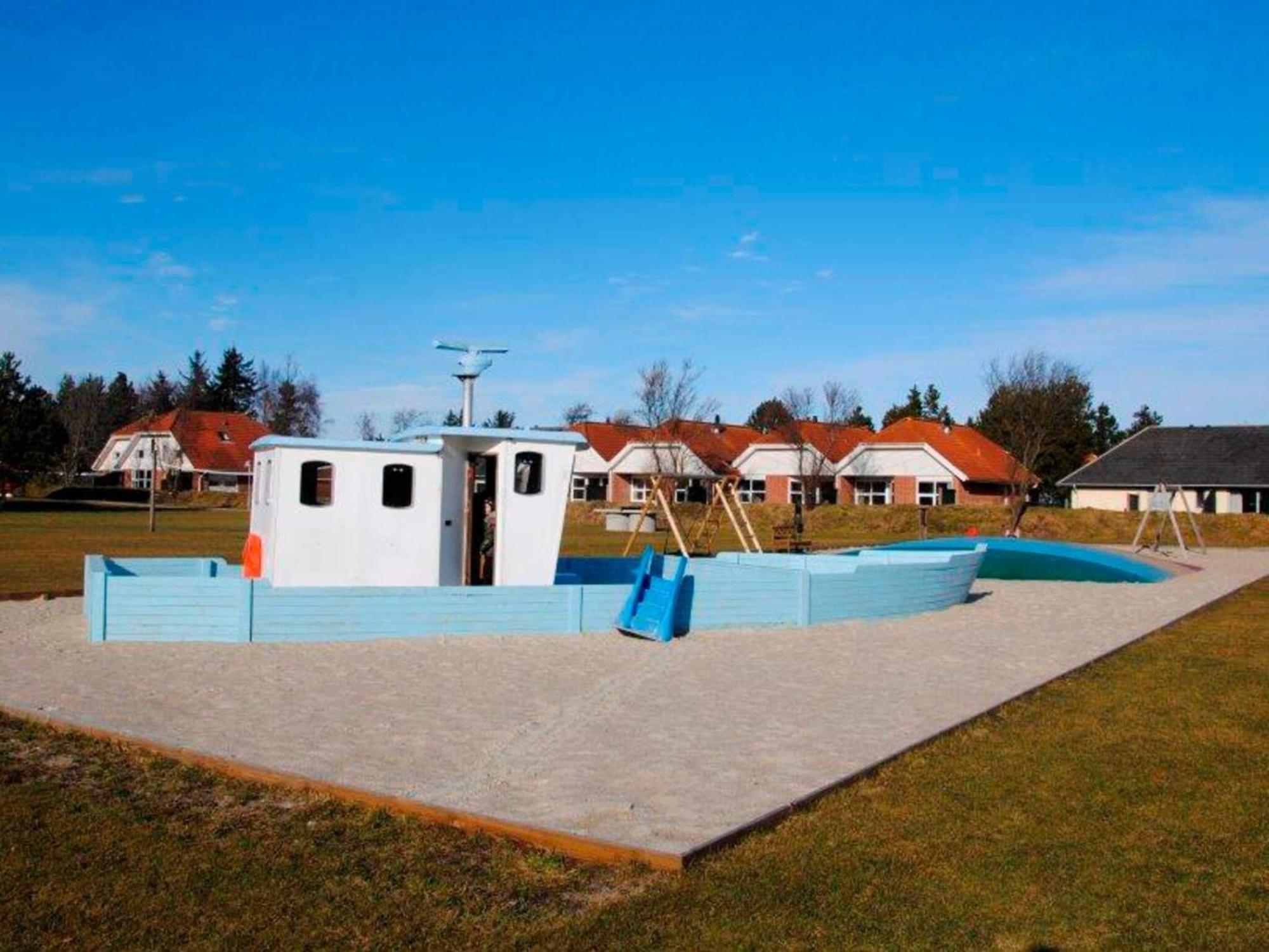 6 Person Holiday Home On A Holiday Park In Bl Vand บลอแวนด์ ภายนอก รูปภาพ