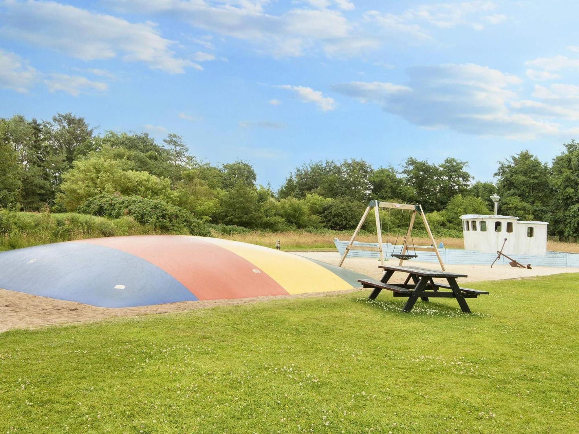 6 Person Holiday Home On A Holiday Park In Bl Vand บลอแวนด์ ภายนอก รูปภาพ